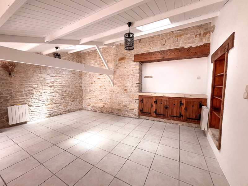 French property for sale in Vouhé, Charente-Maritime - €398,000 - photo 4
