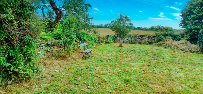 French property for sale in Bazoges-en-Pareds, Vendée - €203,040 - photo 6