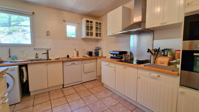 French property for sale in La Livinière, Hérault - €249,000 - photo 5