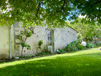 Propriété à vendre à Cognac, Charente - 379 480 € - photo n°7