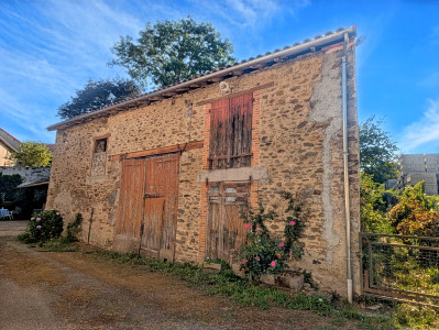 French property for sale in Châlus, Haute-Vienne - €130,800 - photo 1