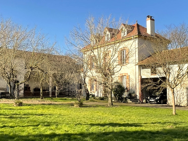 French property for sale in Lacassagne, Hautes-Pyrénées - €484,000 - photo 2