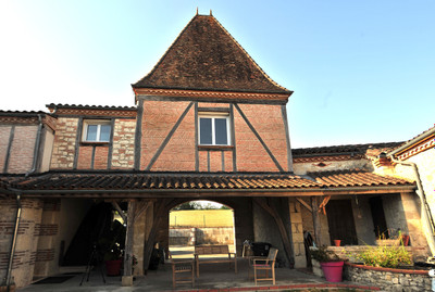 French property for sale in Lédat, Lot-et-Garonne - €749,000 - photo 5