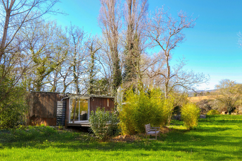 French property for sale in Rustrel, Vaucluse - €899,000 - photo 9