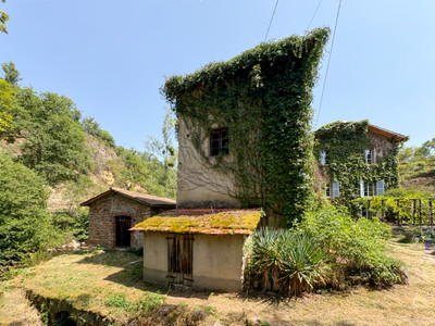 French property for sale in Courpière, Puy-de-Dôme - €350,000 - photo 1
