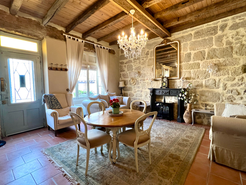 French property for sale in Lauzun, Lot-et-Garonne - €288,900 - photo 2