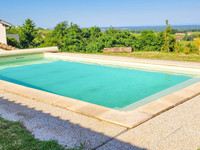 Propriété à vendre à Saint-Amour-Bellevue, Saône-et-Loire - 659 000 € - photo n°1