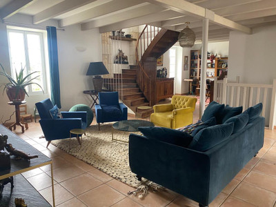 French property for sale in Montlieu-la-Garde, Charente-Maritime - €439,900 - photo 2