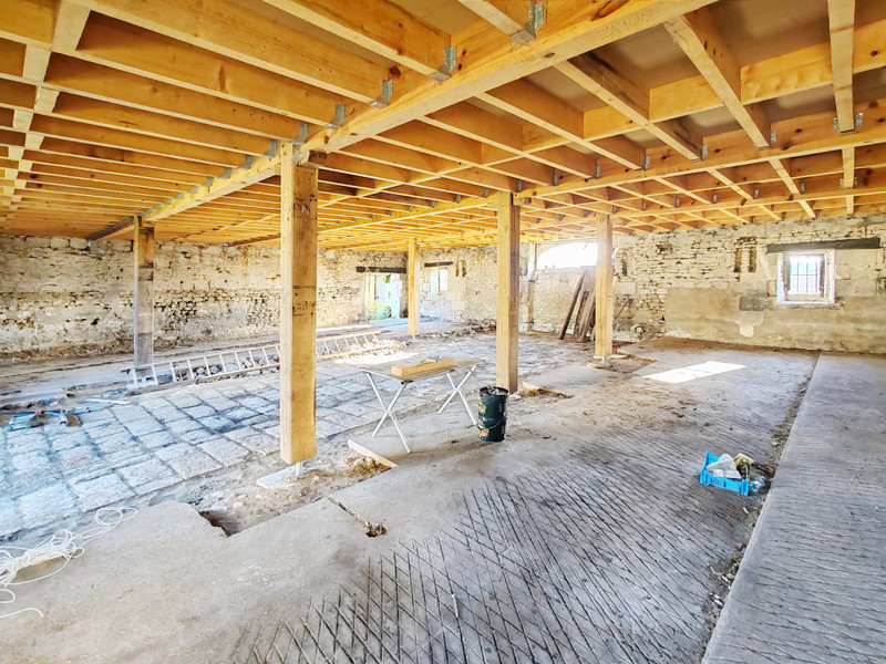 French property for sale in Prinçay, Vienne - €236,559 - photo 6