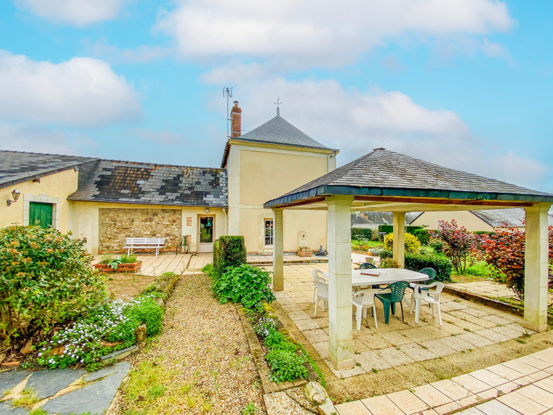 French property for sale in Étriché, Maine-et-Loire - €284,000 - photo 9