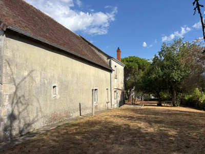French property for sale in Vezot, Sarthe - €137,000 - photo 8