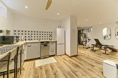 French property for sale in Nice, Alpes-Maritimes - €1,495,000 - photo 4