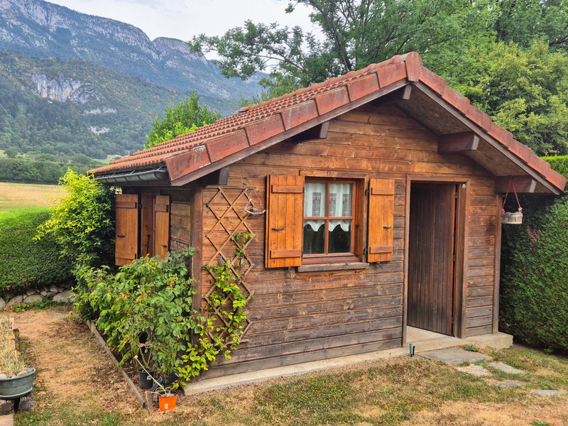 French property for sale in Doussard, Haute-Savoie - €698,000 - photo 9