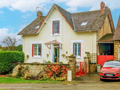 Maison à vendre à Saint-Hilaire-les-Places, Haute-Vienne, Limousin, avec Leggett Immobilier