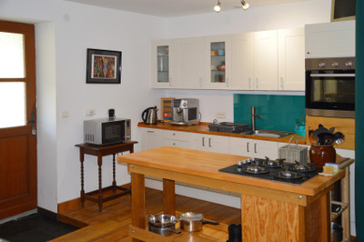 French property for sale in Montbron, Charente - €530,000 - photo 3