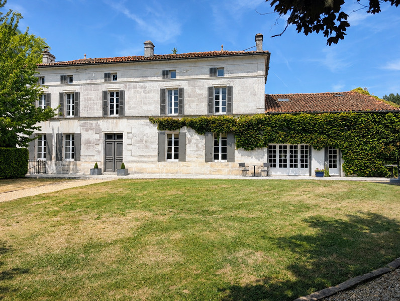 house for sale in Poitou-Charentes (Nouvelle Aquitaine)