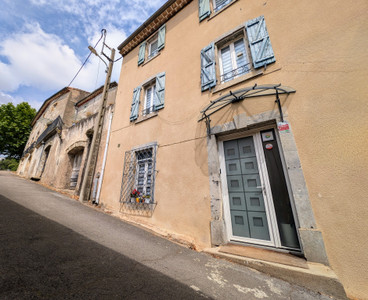 French property for sale in Faugères, Hérault - €303,000 - photo 2
