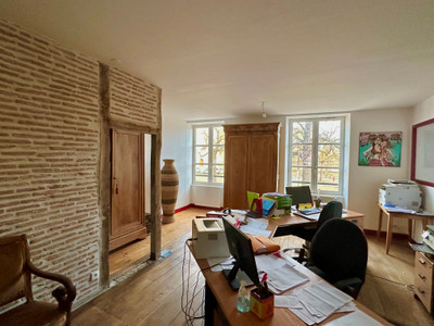 French property for sale in Saint-Savin, Vienne - €569,250 - photo 2