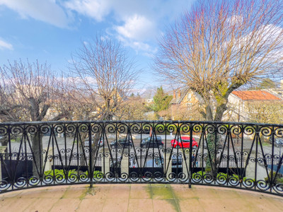 French property for sale in Saint-Maur-des-Fossés, Val-de-Marne - €1,495,000 - photo 1