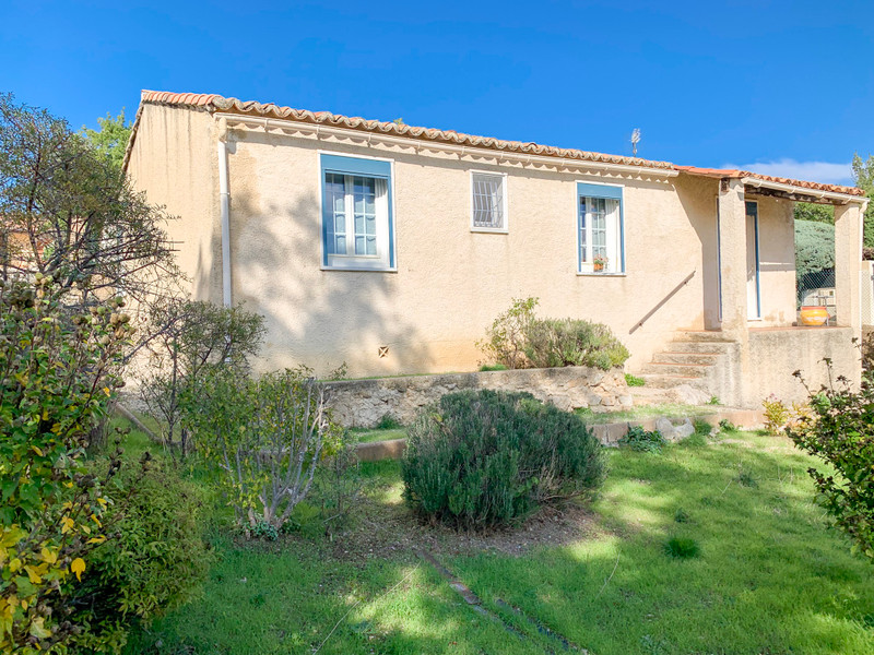 French property for sale in Reillanne, Alpes-de-Hautes-Provence - &#8364;229,900 - photo 2
