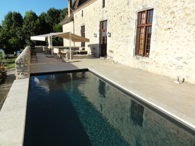 Gorgeous Château situated in a beautiful part of South-West France, right in the heart of the glorious countryside.