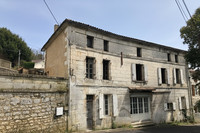 Propriété à vendre à Soyaux, Charente - 239 560 € - photo n°1