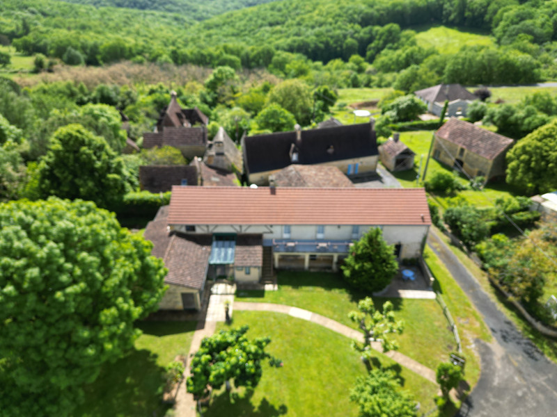 Maison à vendre à Les Eyzies, Dordogne - 598 500 € - photo 1
