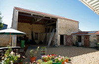 Maison à vendre à Fontaine-Chalendray, Charente-Maritime - 267.500 € - photo 9