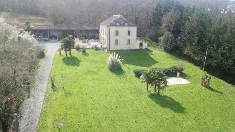 French property for sale in Plaisance, Gers - €378,000 - photo 3