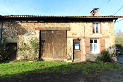 Maison à vendre à Vayres, Haute-Vienne, Limousin, avec Leggett Immobilier