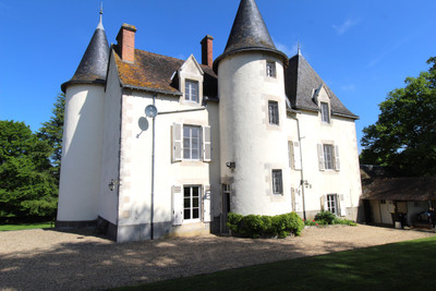 Chateau à vendre à Haims, Vienne, Poitou-Charentes, avec Leggett Immobilier