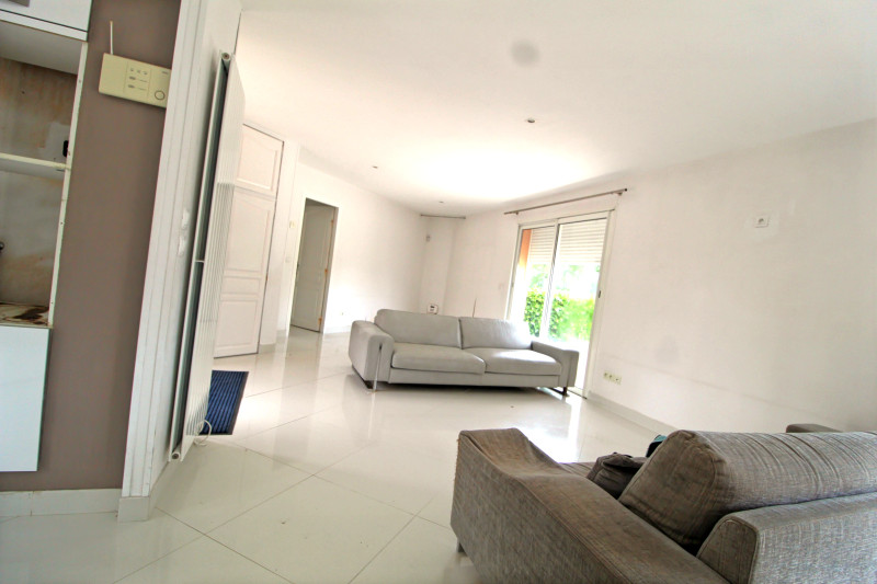 French property for sale in Chabanais, Charente - €290,000 - photo 6
