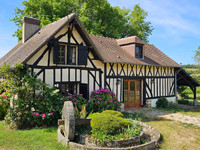 Propriété à vendre à Gacé, Orne - 172 000 € - photo n°1