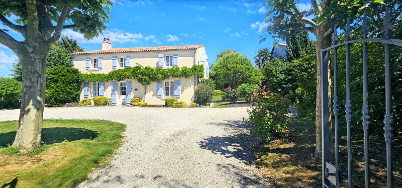 French property for sale in Rives-d'Autise, Vendée - €308,000 - photo 0