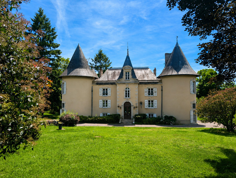 chateau for sale in Limousin (Nouvelle Aquitaine)