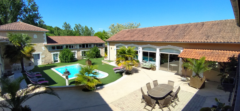 French property for sale in Saint-Sulpice-de-Roumagnac, Dordogne - €1,590,000 - photo 0