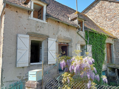 French property for sale in Argentat-sur-Dordogne, Corrèze - €51,600 - photo 1