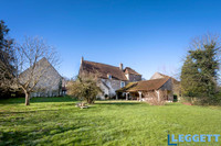 Maison à vendre à La Celle-sur-Nièvre, Nièvre - 425.000 € - photo 2