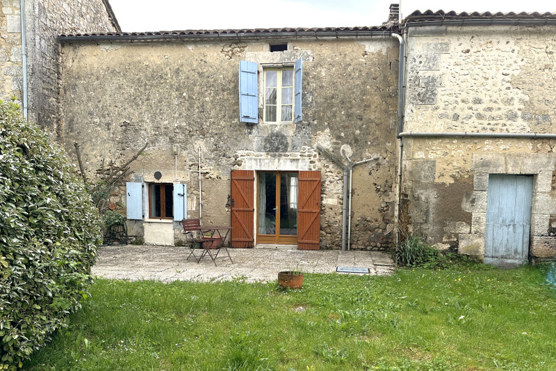 French property for sale in Combiers, Charente - €99,000 - photo 0