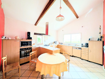 French property for sale in Cours-les-Bains, Gironde - €340,000 - photo 4