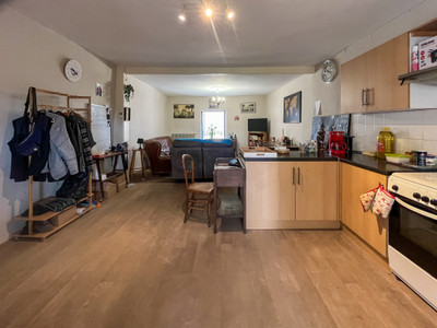 French property for sale in Ruffec, Charente - €79,950 - photo 5