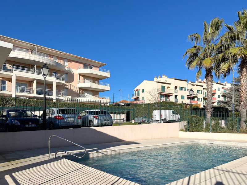 Appartement à vendre à Antibes, Alpes-Maritimes - 295.000 € - photo 1