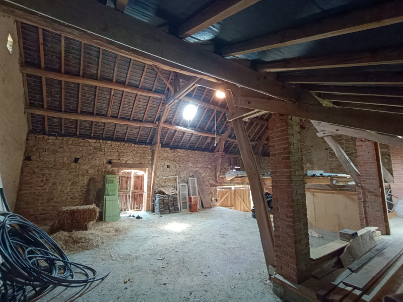 French property for sale in Évaux-les-Bains, Creuse - €144,900 - photo 2