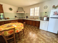 Maison à vendre à Chalais, Charente - 235.400 € - photo 4