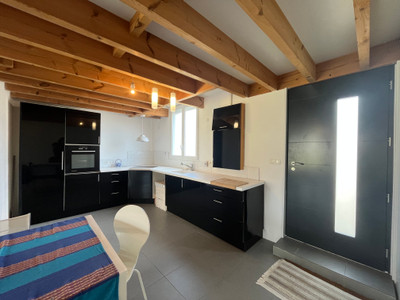 French property for sale in La Rochelle, Charente-Maritime - €547,000 - photo 1