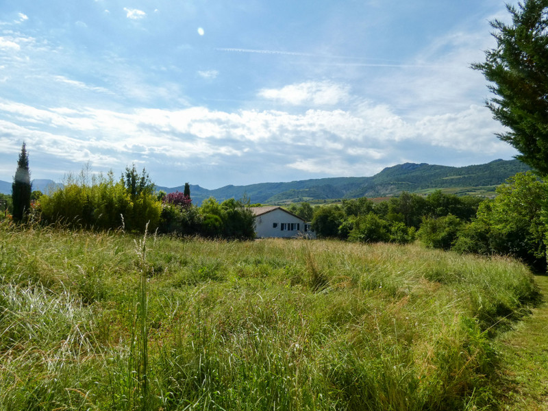 French property for sale in Sainte-Jalle, Drôme - €105,000 - photo 2