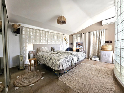French property for sale in Fréjus, Var - €749,000 - photo 9