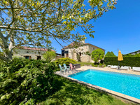 Propriété à vendre à Lauzun, Lot-et-Garonne - 495 000 € - photo n°1