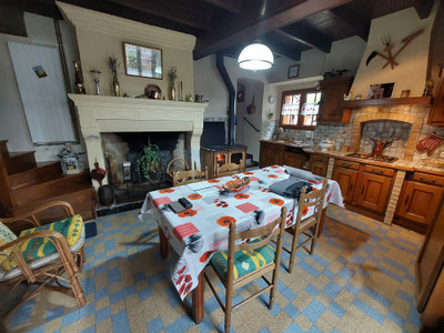French property for sale in Combiers, Charente - €189,000 - photo 5