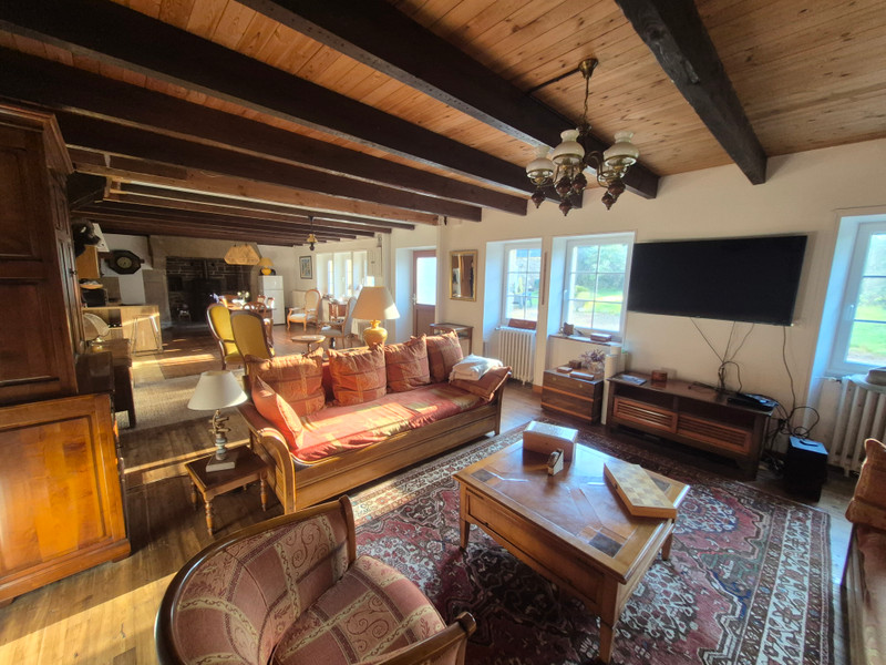 French property for sale in Plévin, Côtes-d'Armor - €355,100 - photo 1